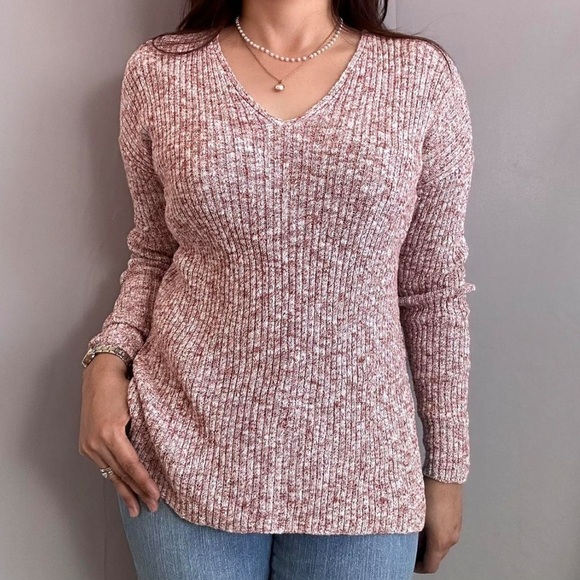 LOFT Rust Red and White Marbled V-neck Sweater - Picture 8 of 8